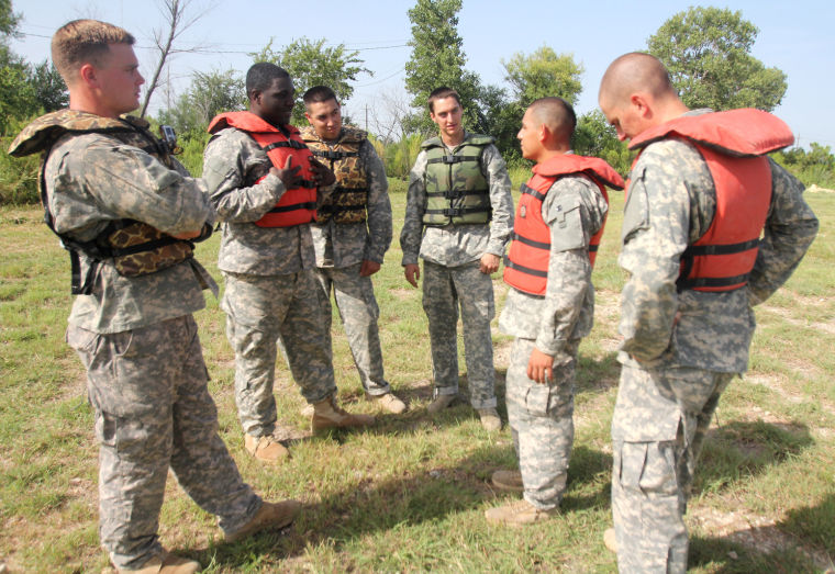 3rd Cavalry Regiment Helocast Exercise